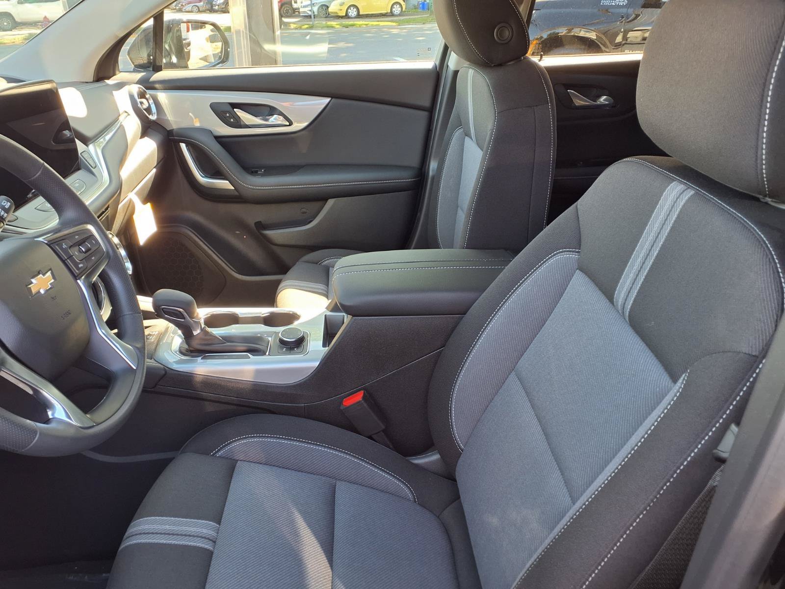 New 2026 Chevrolet Blazer LT w/ Convenience Package AWD/4WD image 5