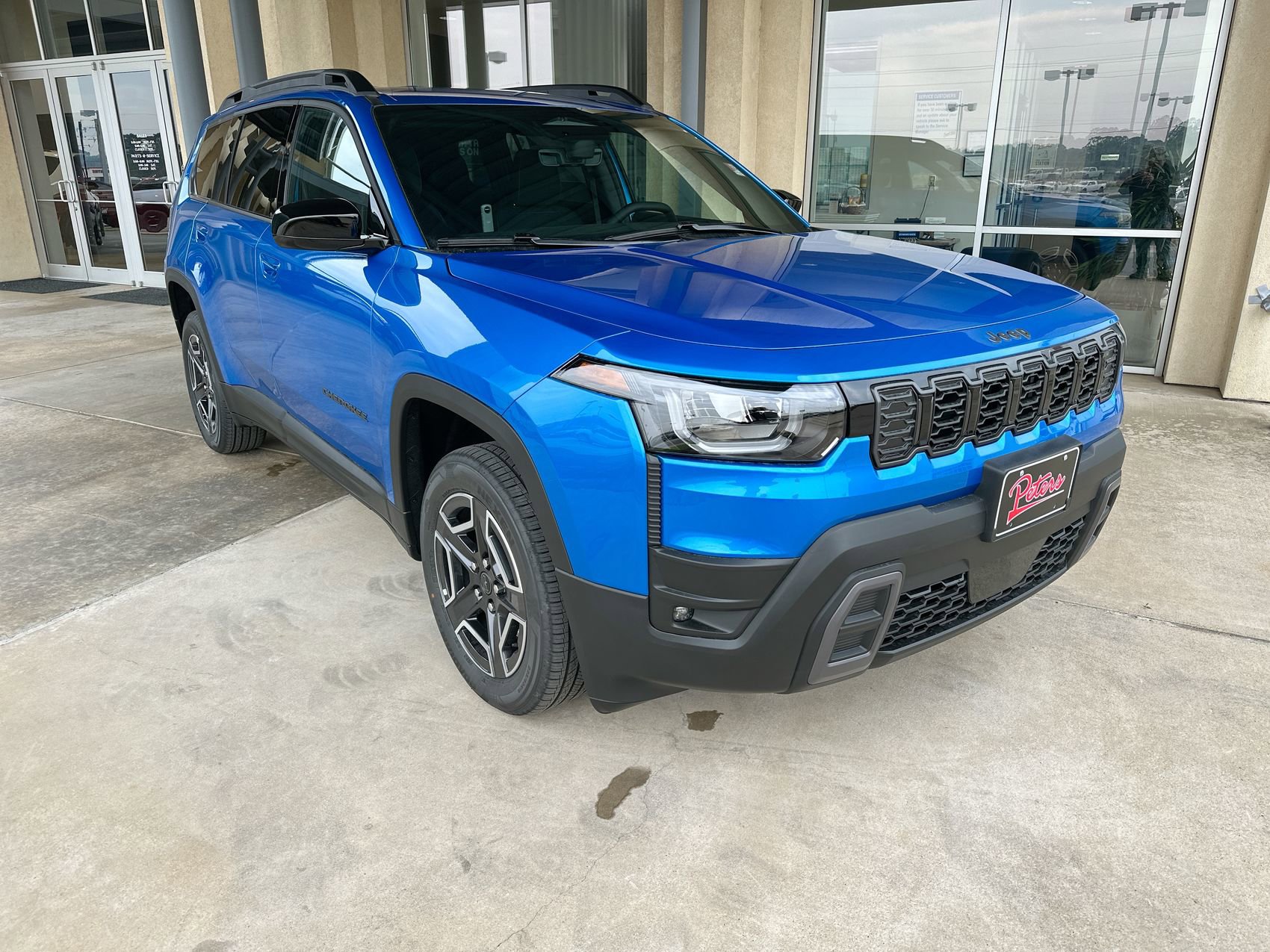 New 2026 Jeep Cherokee Laredo AWD/4WD image 2