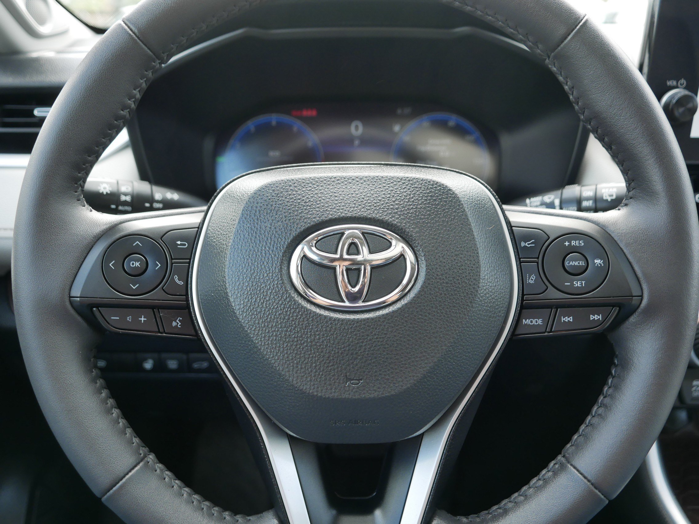 Used 2023 Toyota RAV4 Limited w/ Limited Grade Weather Package AWD/4WD image 25