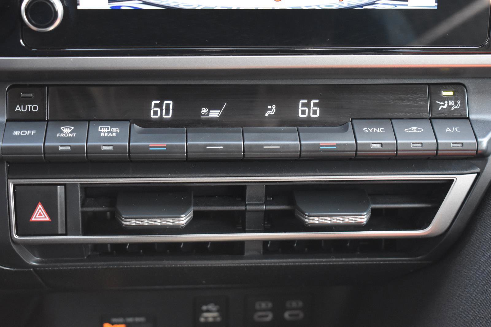 Used 2025 Toyota Camry LE FWD image 11