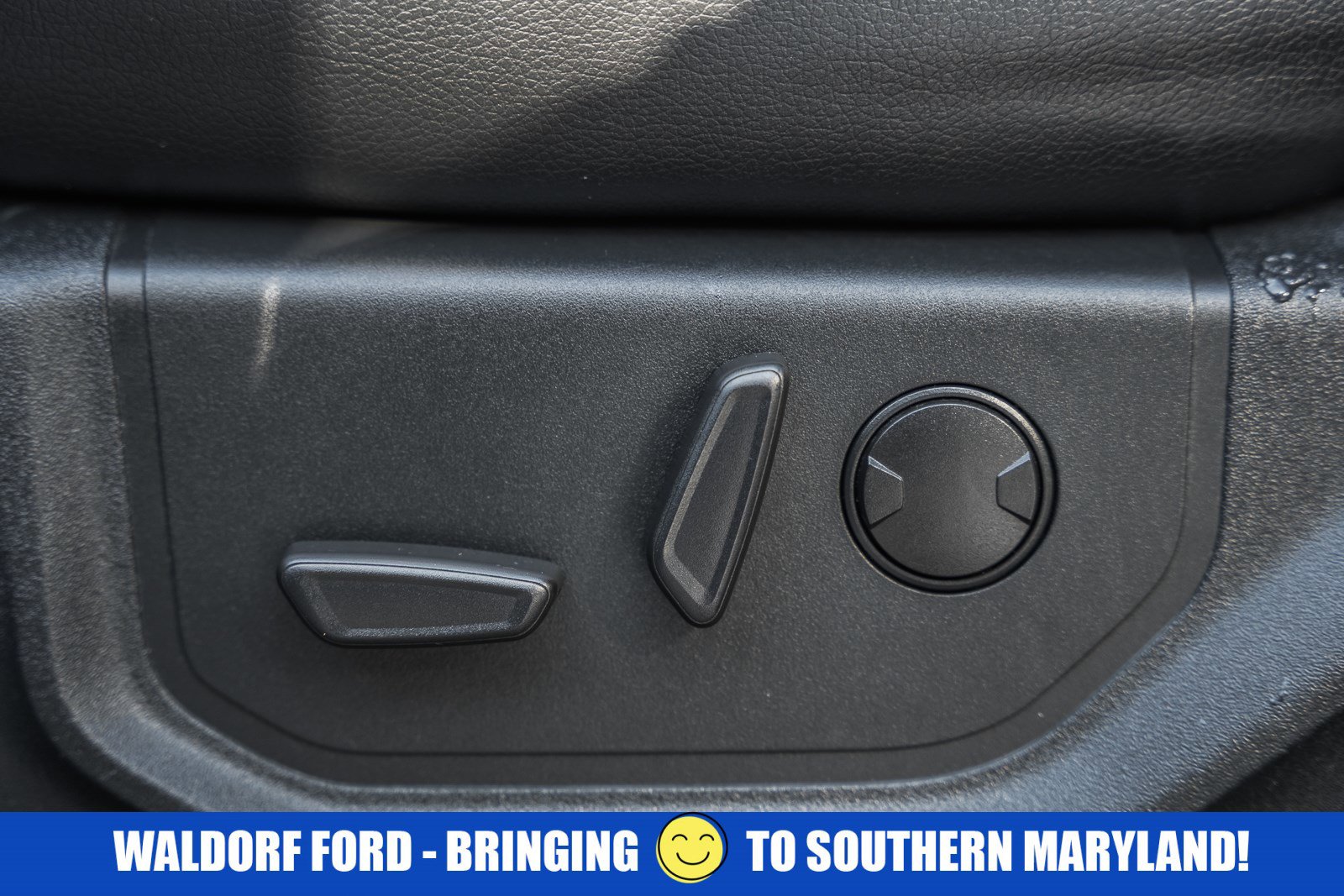 Used 2020 Ford F150 Lariat image 40