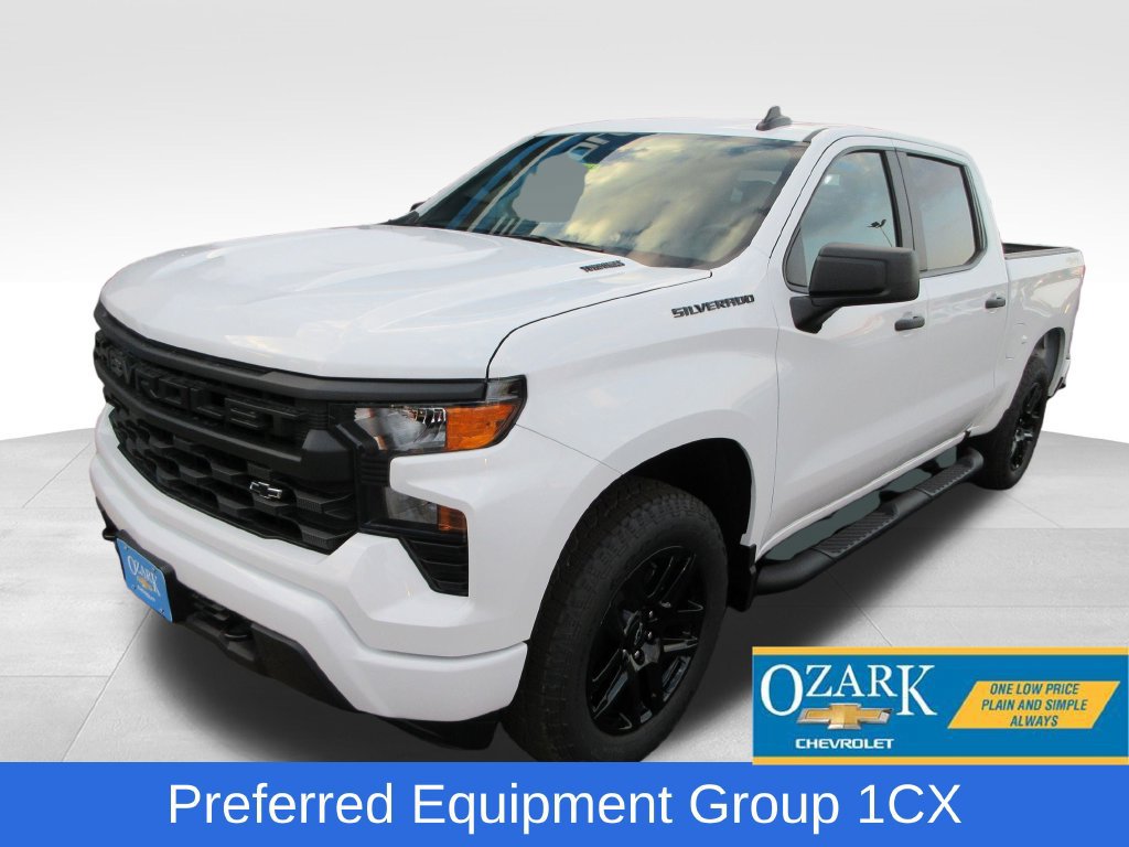 New 2026 Chevrolet Silverado 1500 Custom w/ Turbomax Blackout Package