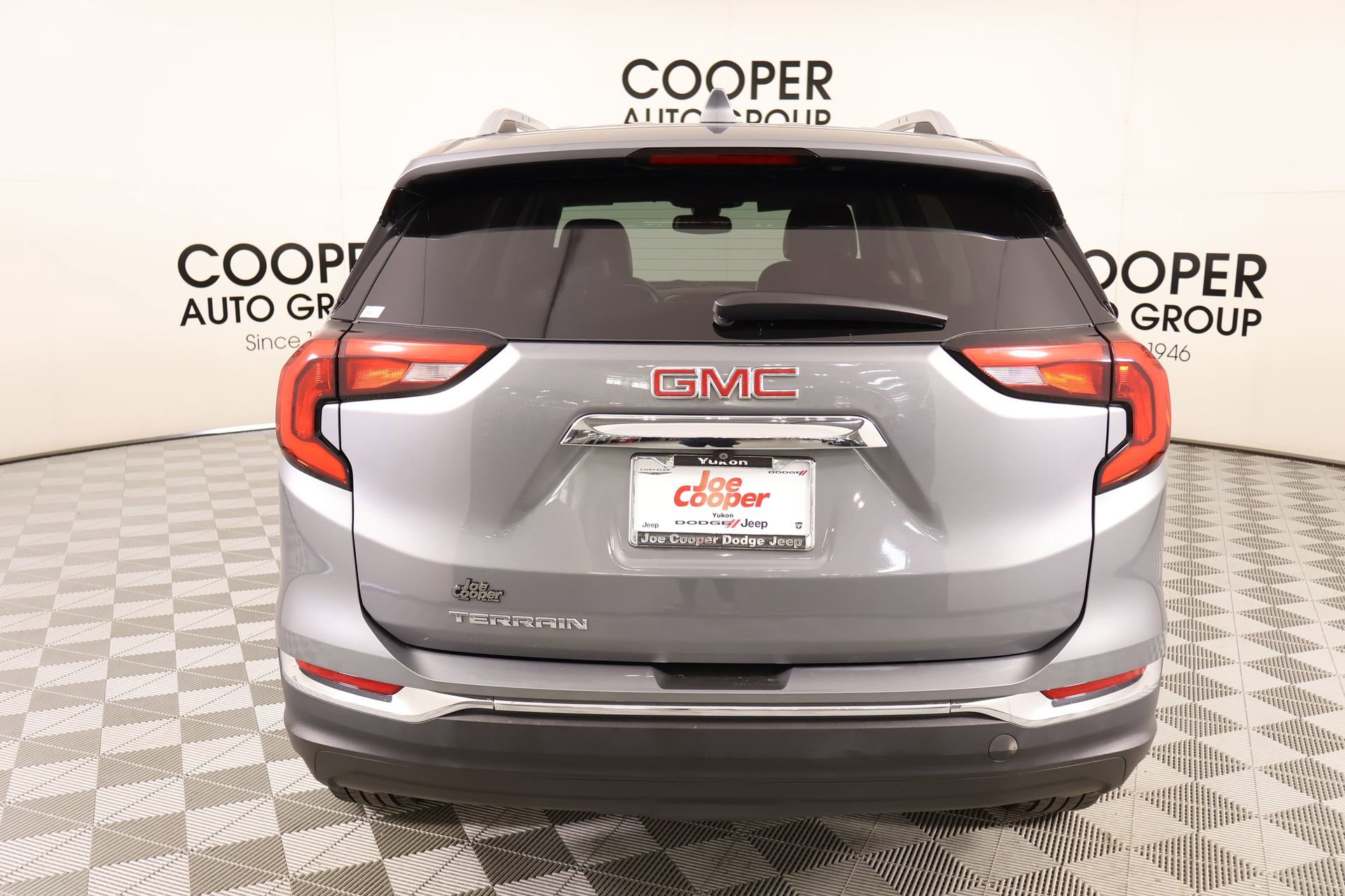 Used 2020 GMC Terrain SLT image 21