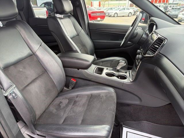 Used 2022 Jeep Grand Cherokee Laredo X image 20