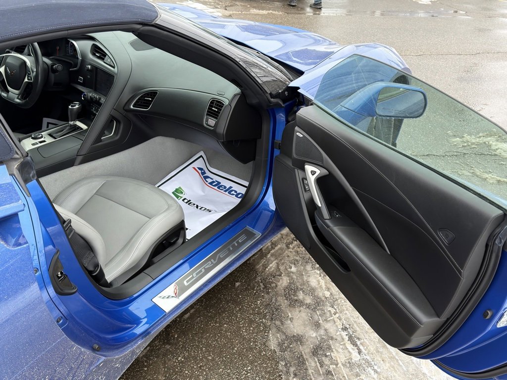 Used 2019 Chevrolet Corvette Stingray Convertible w/ Battery Protection Package image 23
