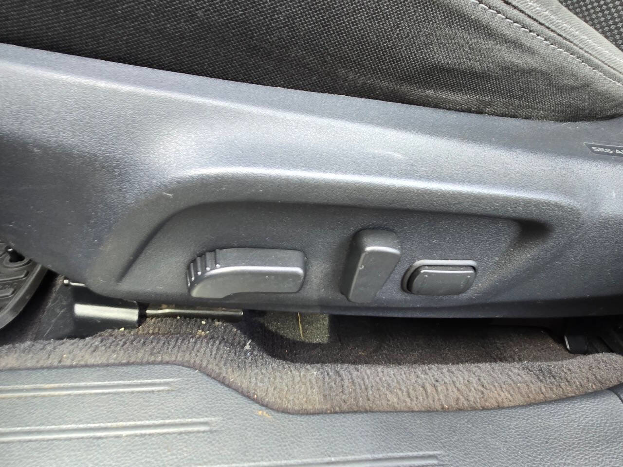 Used 2018 Subaru Outback 2.5i Premium image 25