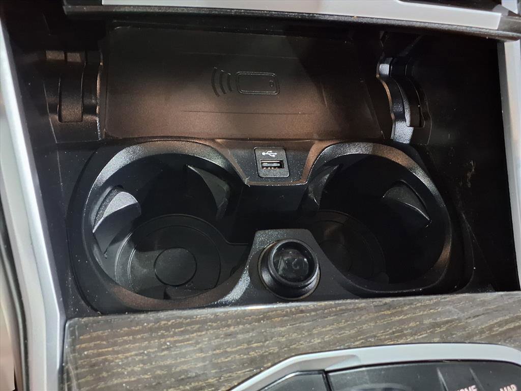 Used 2020 BMW 330i xDrive Sedan w/ Convenience Package image 13