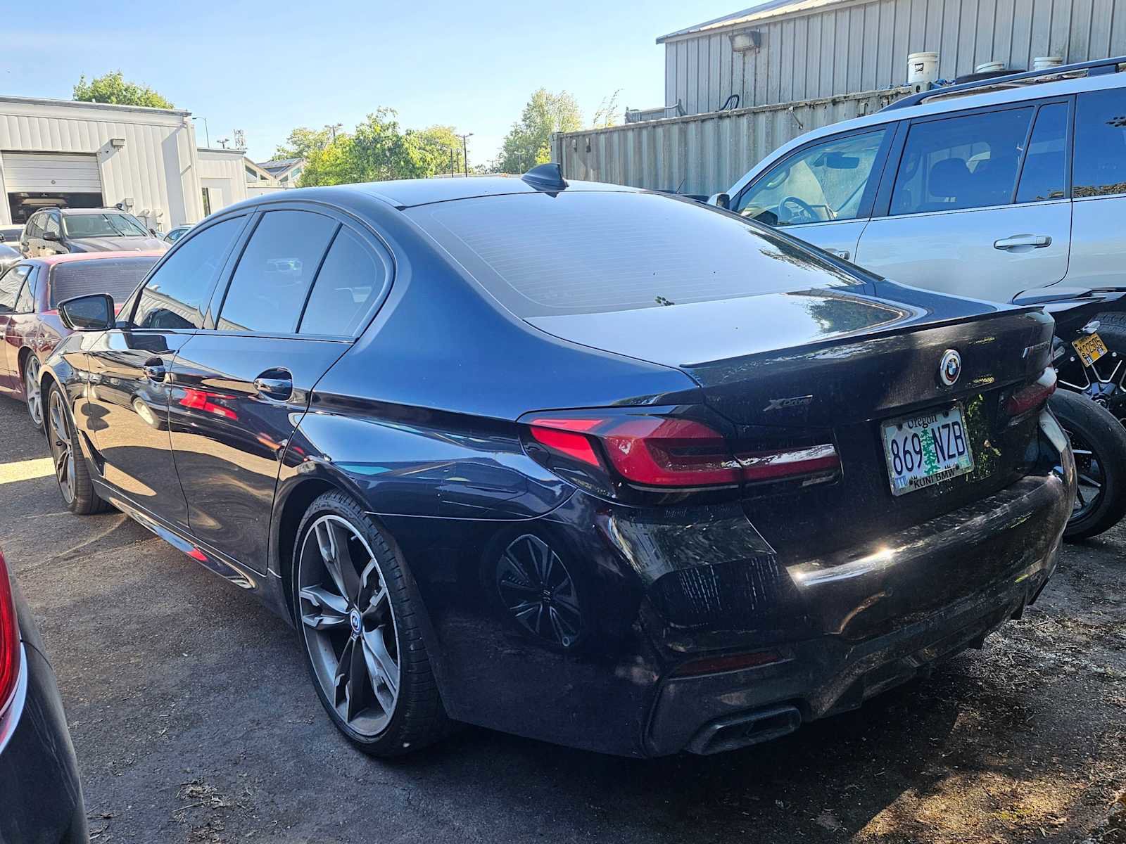 Used 2023 BMW M550i xDrive w/ Executive Package AWD/4WD image 5
