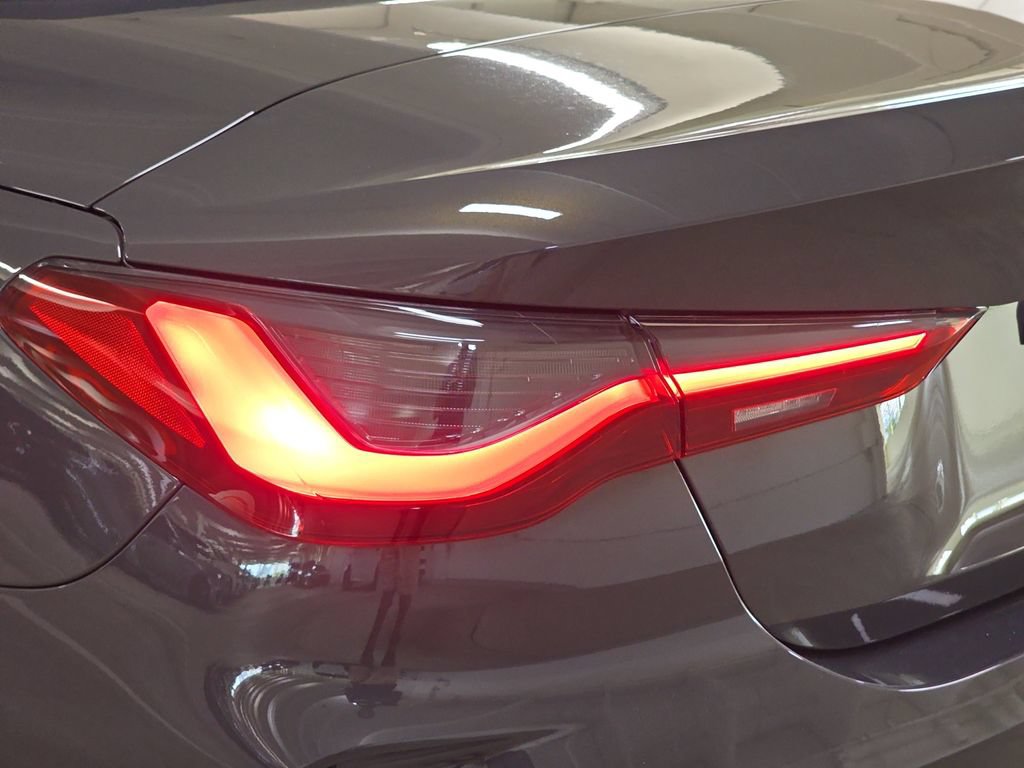 Used 2021 BMW M440i Convertible w/ Premium Package RWD image 30