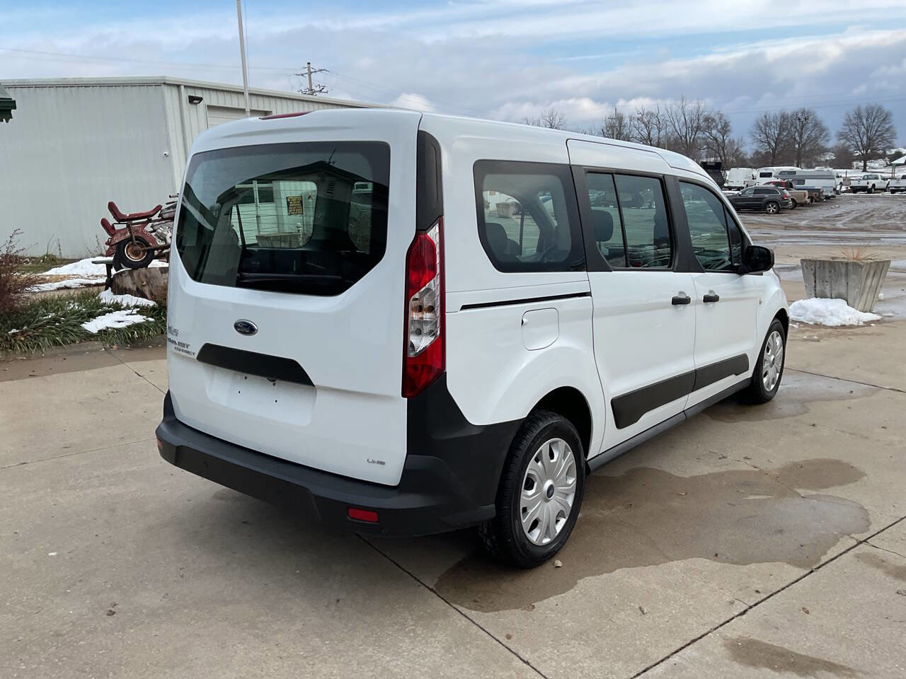 Used 2021 Ford Transit Connect XL image 9