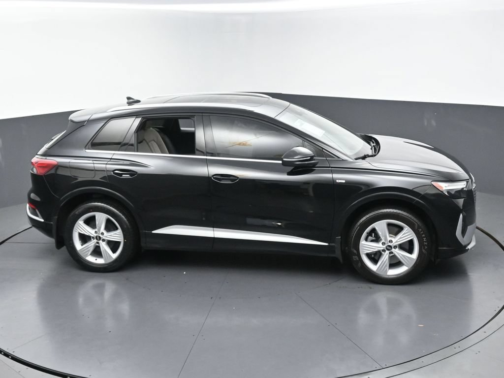 Used 2023 Audi Q4 e-tron Premium w/ Convenience Package AWD/4WD image 7