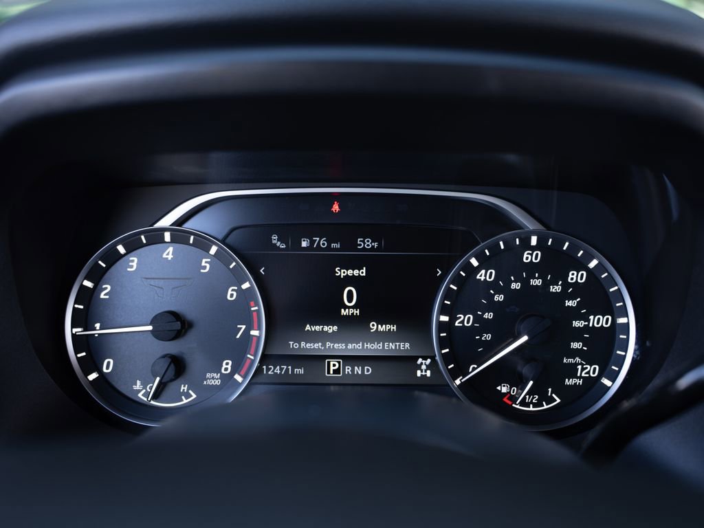 Used 2023 Nissan Titan SV w/ SV Convenience Package image 14