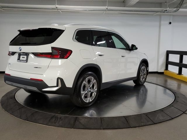 Used 2023 BMW X1 xDrive28i w/ Convenience Package AWD/4WD image 17