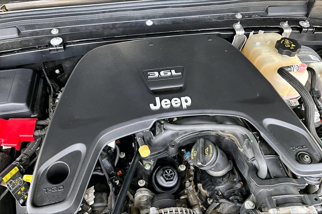 Used 2019 Jeep Wrangler Unlimited Sport S AWD/4WD image 31