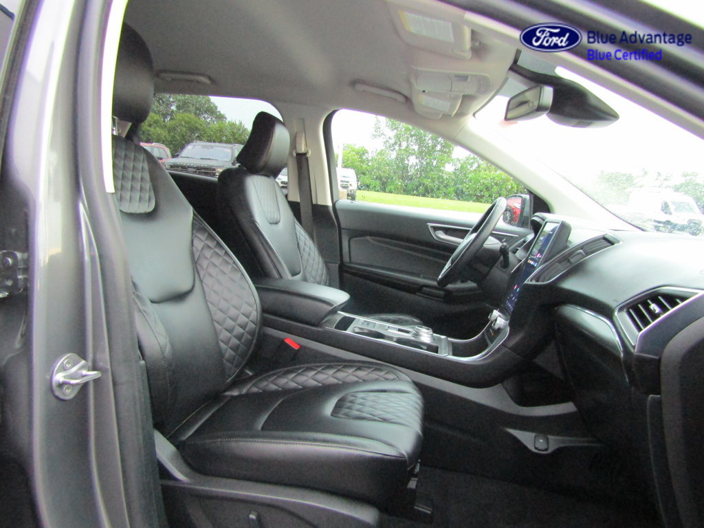 Certified 2024 Ford Edge Titanium AWD/4WD image 21
