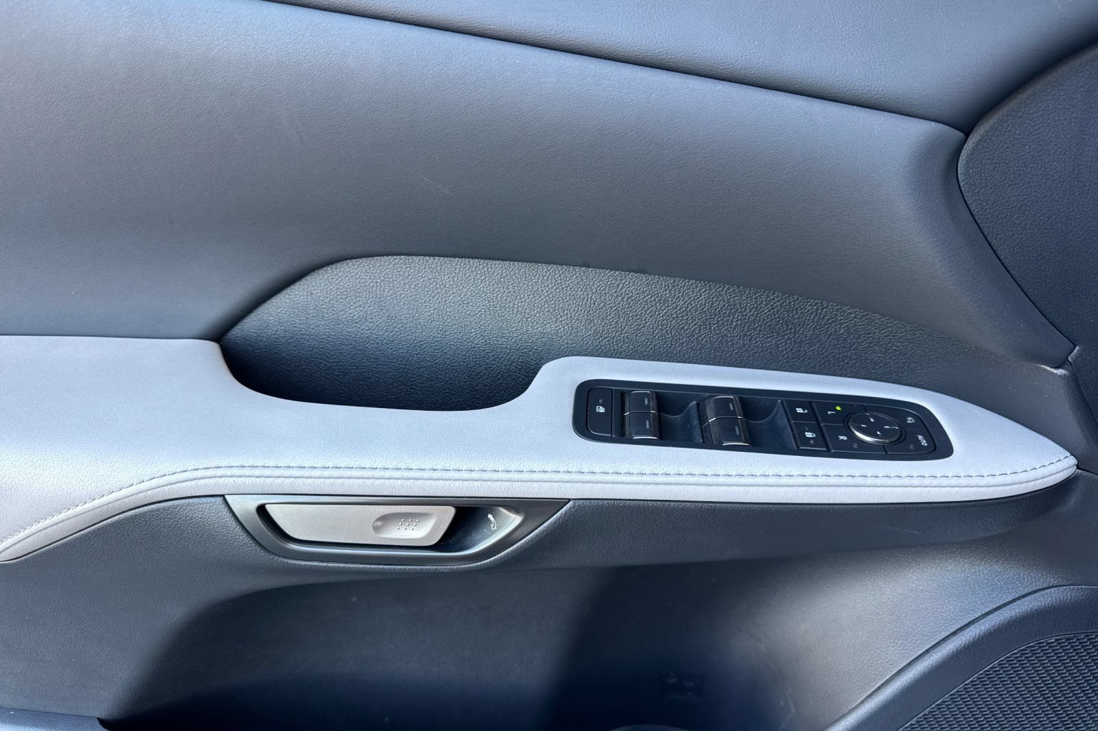 Certified 2023 Lexus RX 350 Premium Plus w/ Cold Area Package FWD image 12