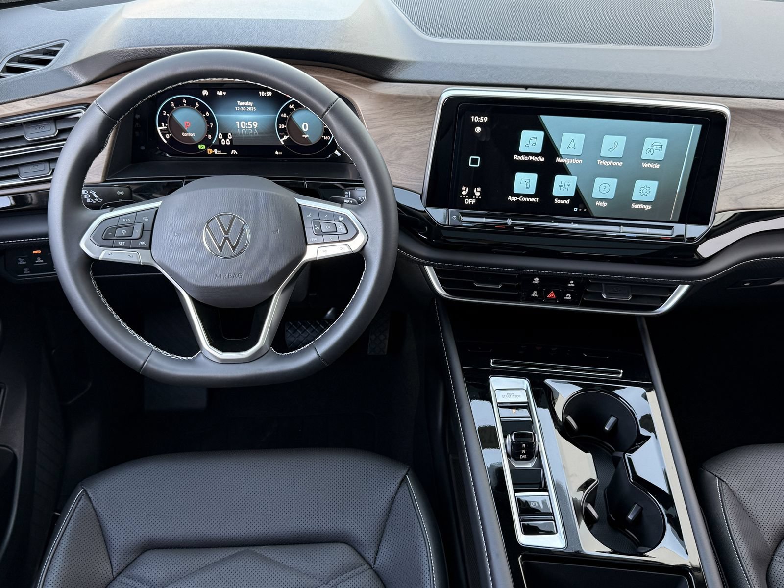 New 2026 Volkswagen Atlas SE FWD image 12