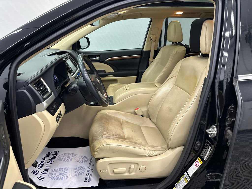 Used 2018 Toyota Highlander Limited Platinum AWD/4WD image 7