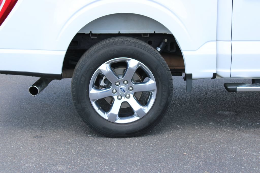 Used 2022 Ford F150 XLT w/ Equipment Group 302A High AWD/4WD image 16