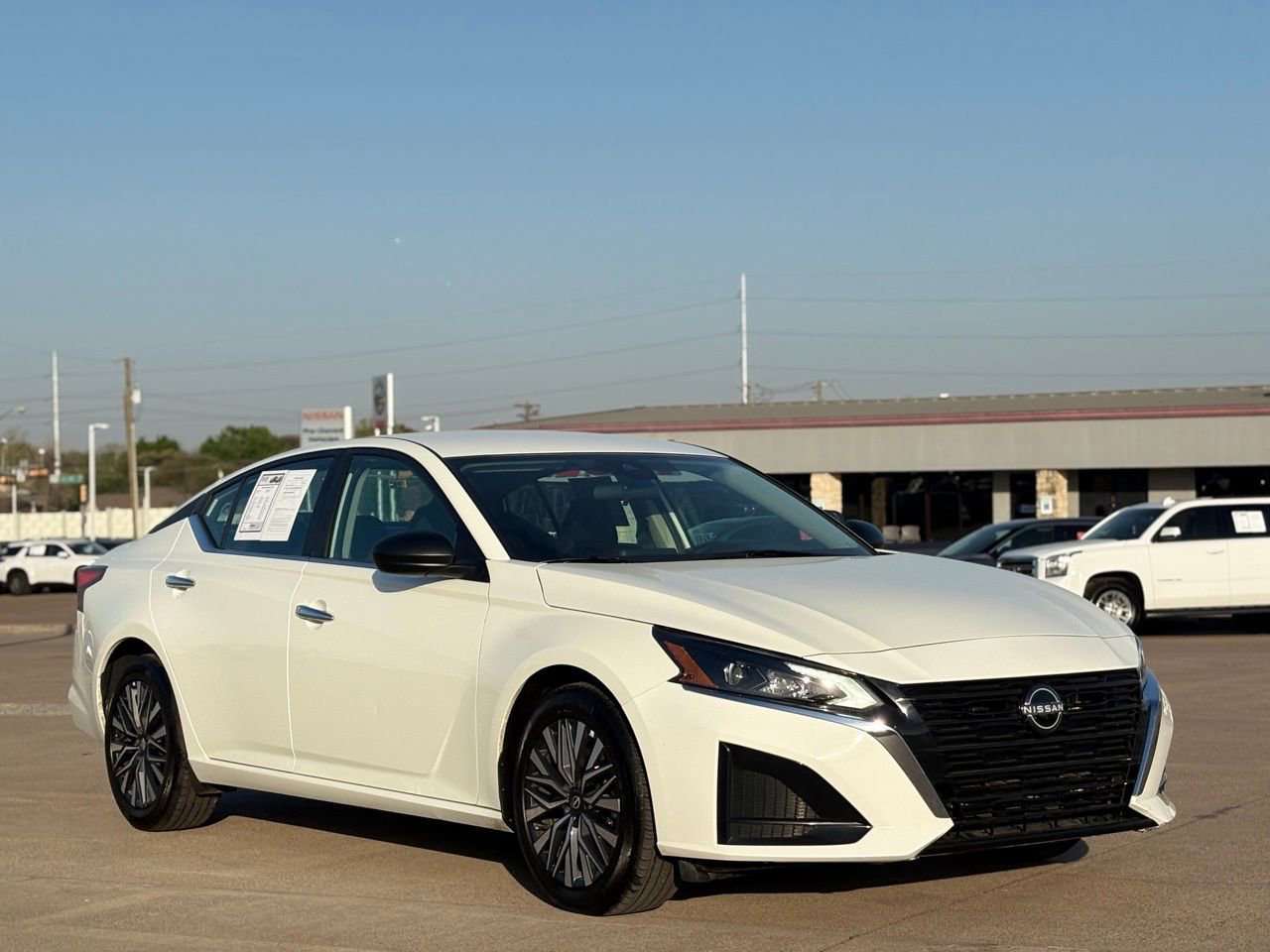 Certified 2025 Nissan Altima 2.5 SV image 5