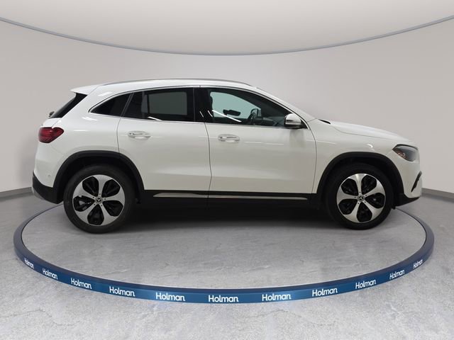 Used 2025 Mercedes-Benz GLA 250 4MATIC image 5