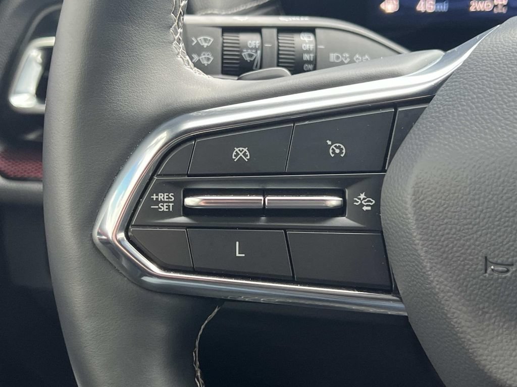Used 2024 Chevrolet Traverse Z71 w/ LPO, Floor Liner Package AWD/4WD image 24