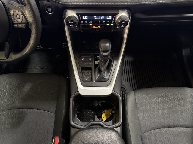 Used 2025 Toyota RAV4 XLE FWD image 33