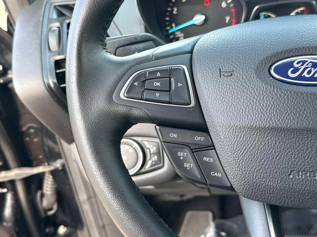 Used 2019 Ford Escape SEL FWD image 15