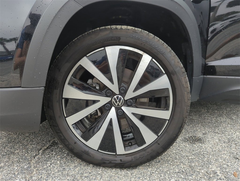 Used 2022 Volkswagen Taos SE w/ Panoramic Sunroof Package image 43