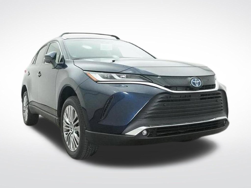 Used 2024 Toyota Venza XLE AWD/4WD image 33