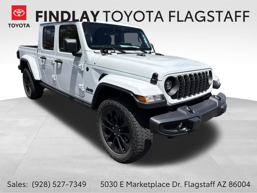 Used 2025 Jeep Gladiator Sport AWD/4WD image 1