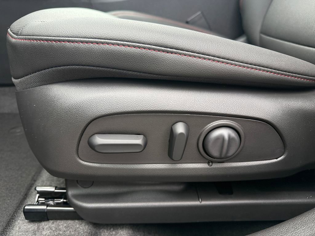 New 2026 Chevrolet Trax RS image 16