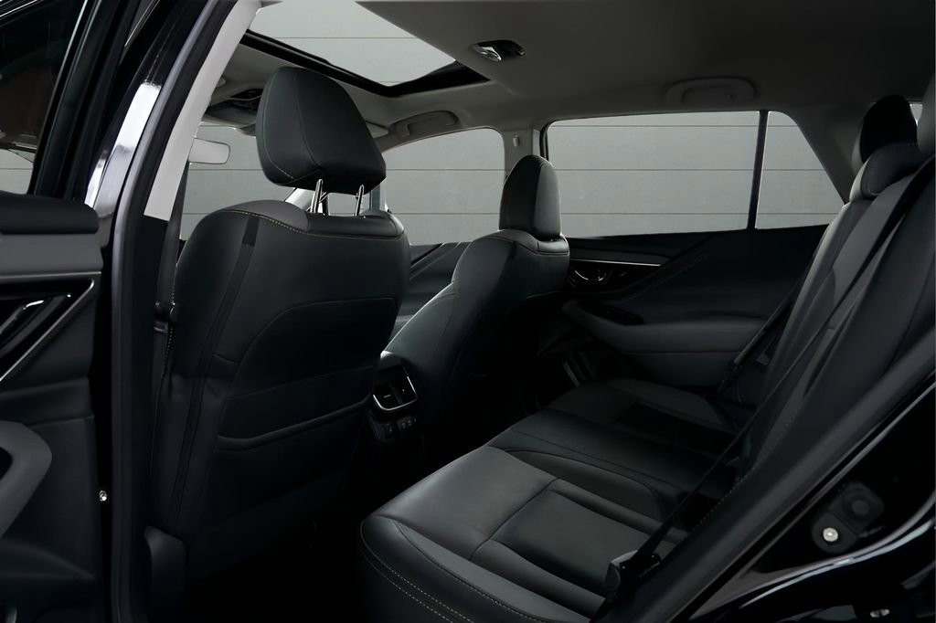 Used 2020 Subaru Outback Onyx Edition XT AWD/4WD image 41