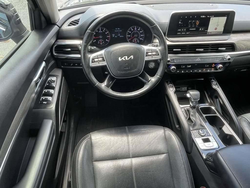 Used 2022 Kia Telluride EX w/ EX Premium Package AWD/4WD image 11
