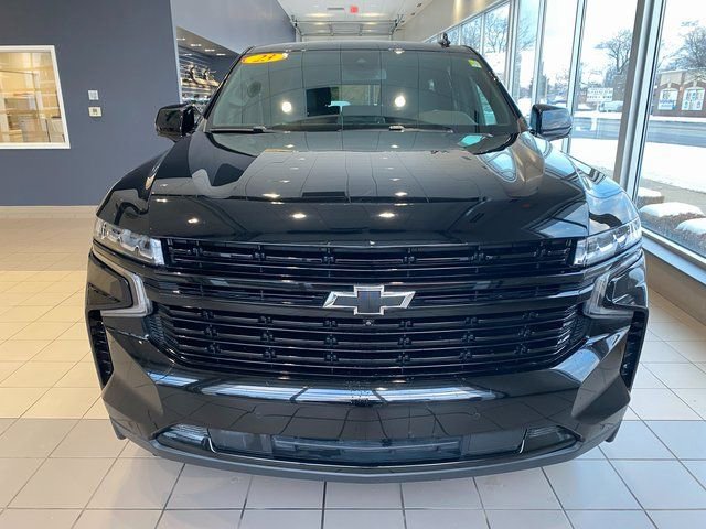 Certified 2023 Chevrolet Tahoe RST w/ RST Performance Edition image 3