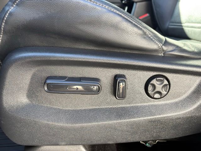 Used 2017 Honda CR-V Touring image 24