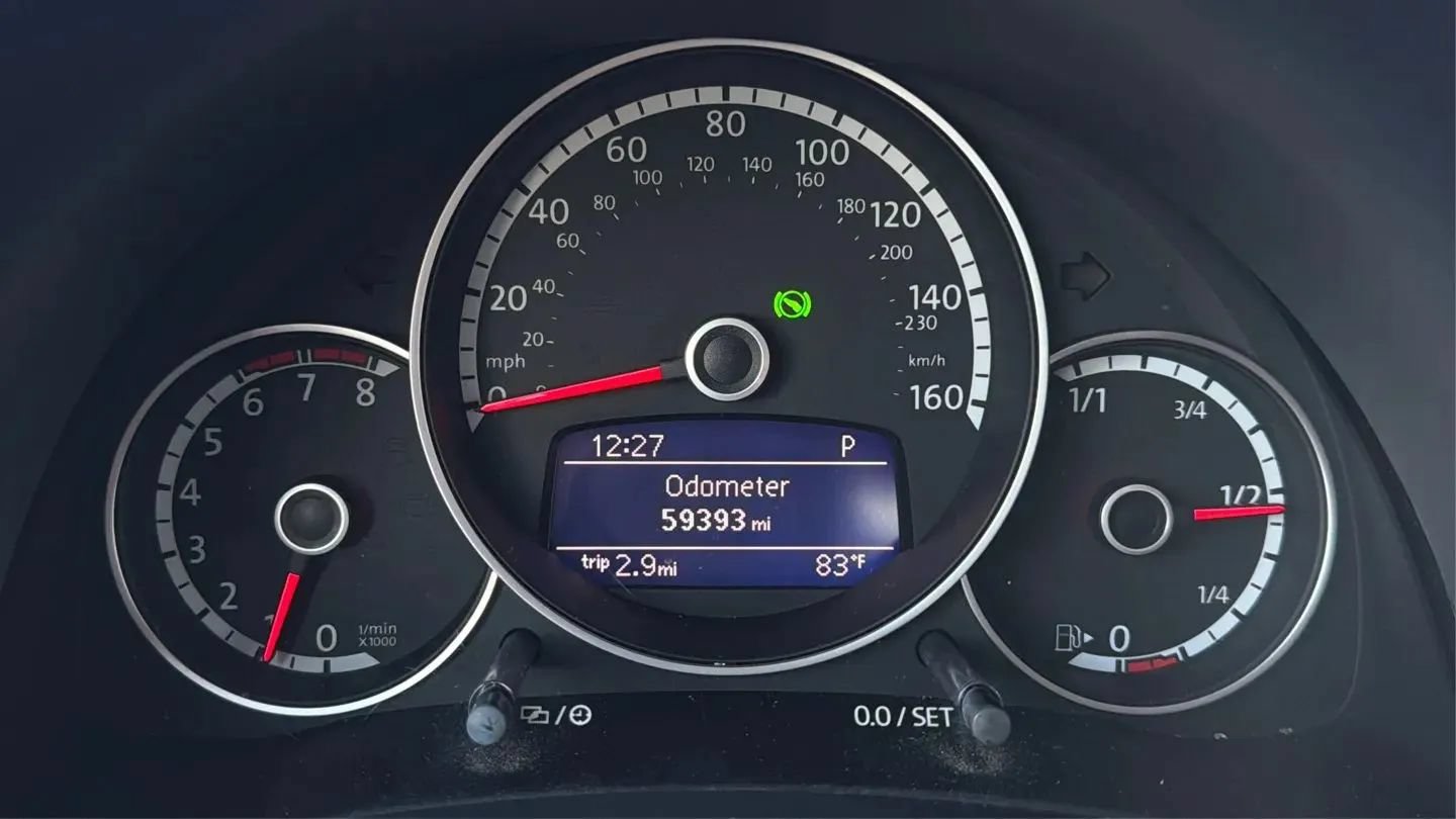Used 2015 Volkswagen Beetle 1.8T FWD image 10