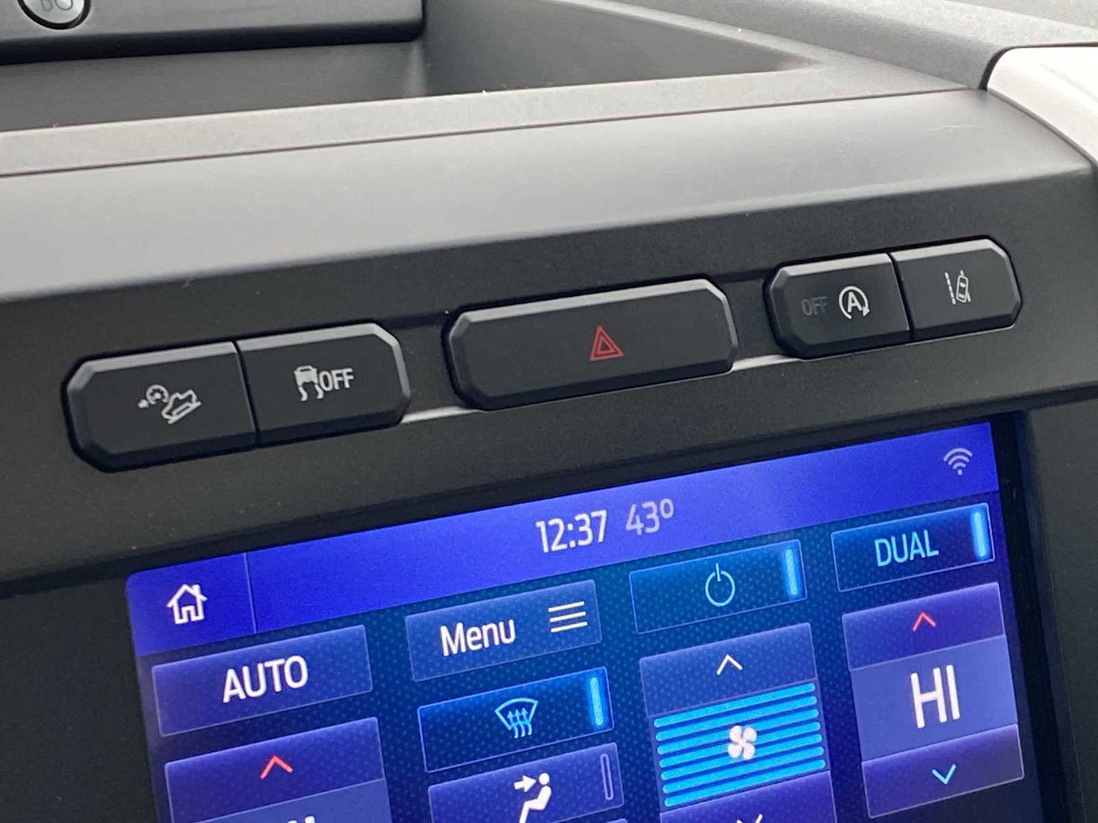 Used 2020 Ford F150 Lariat w/ Equipment Group 502A Luxury image 31