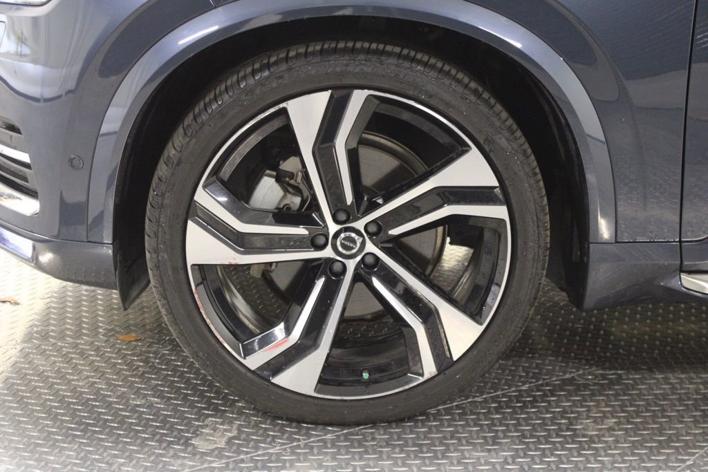 Used 2024 Volvo XC90 B6 Ultimate w/ Lounge Package image 15