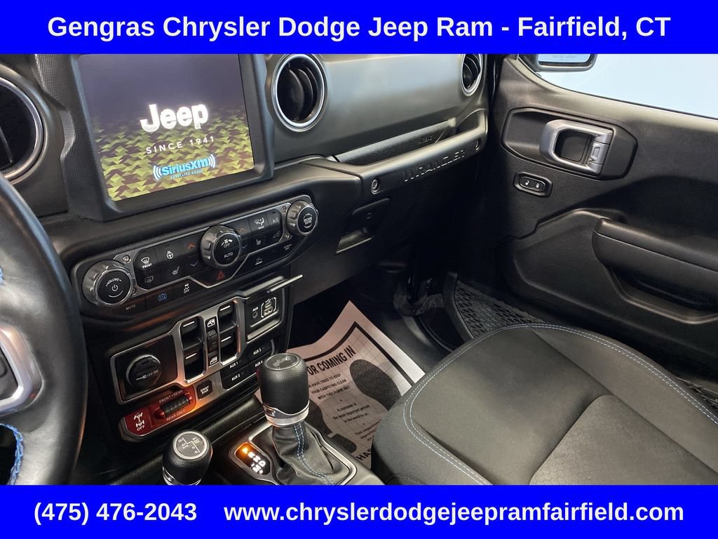 Used 2022 Jeep Wrangler Unlimited Rubicon 4xe w/ Cold Weather Group AWD/4WD image 14