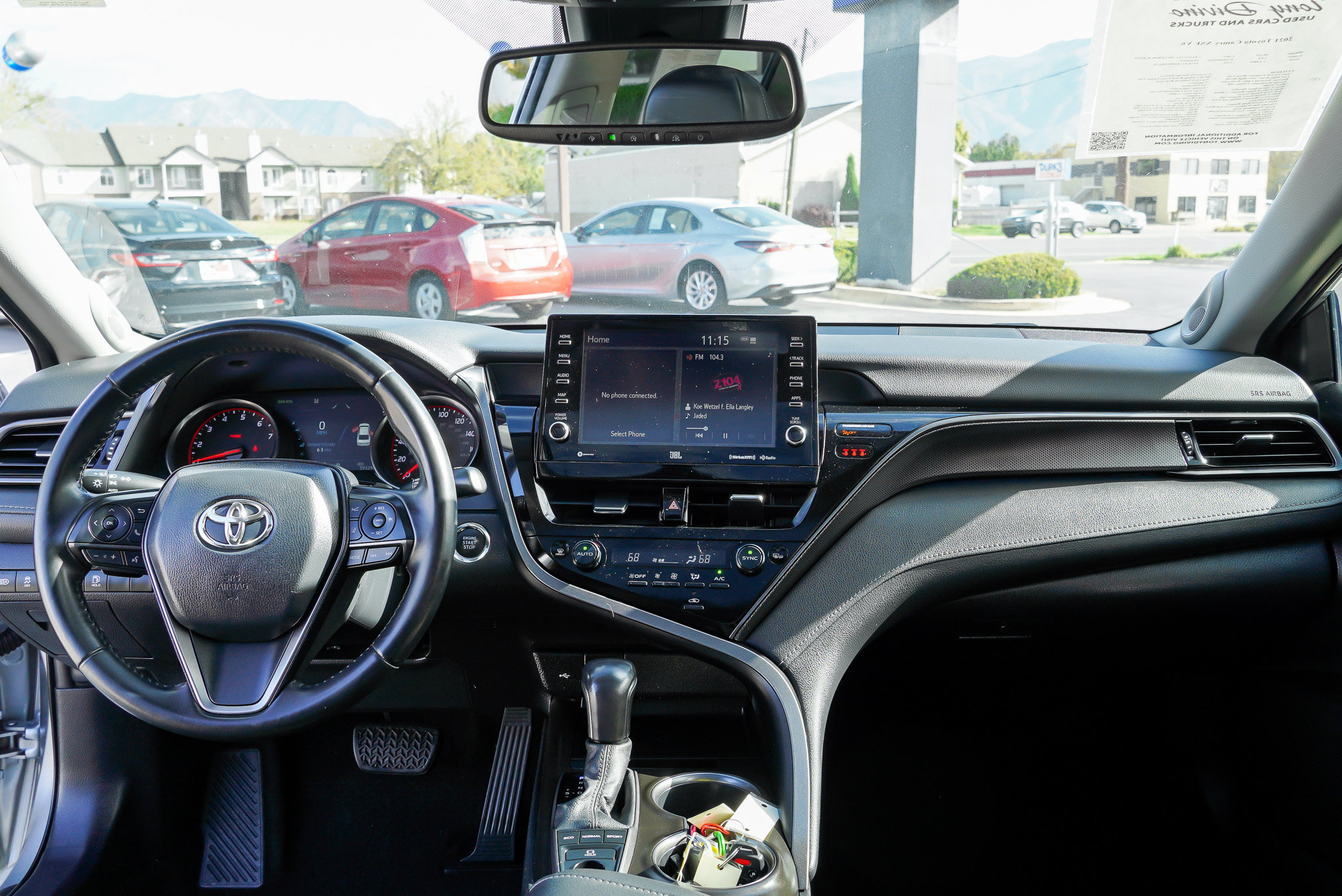 Used 2021 Toyota Camry XSE w/ Navigation Package FWD image 31