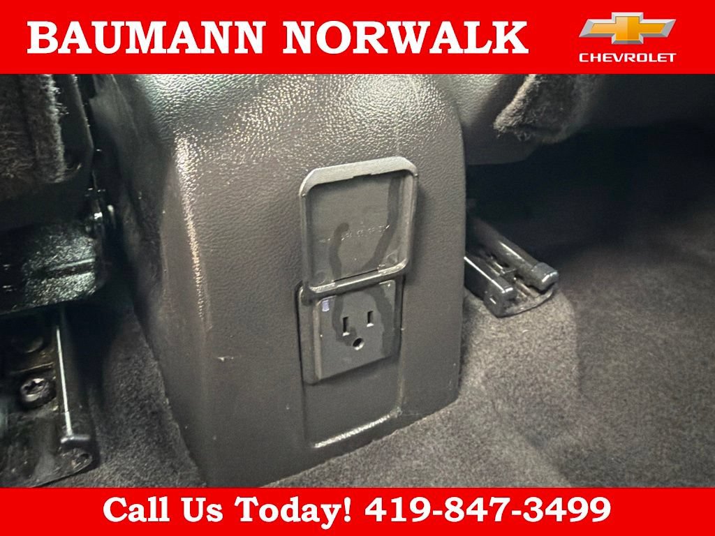 Used 2022 Chevrolet Trax LT w/ LT Convenience Package FWD image 36