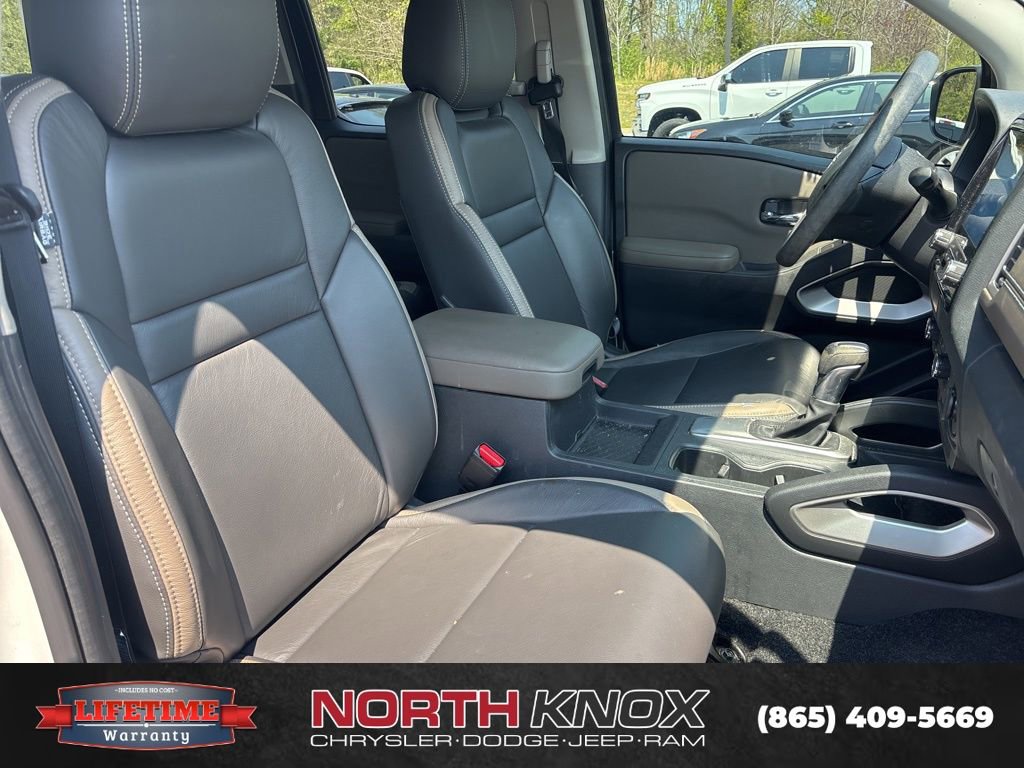 Used 2022 Nissan Frontier SV image 12