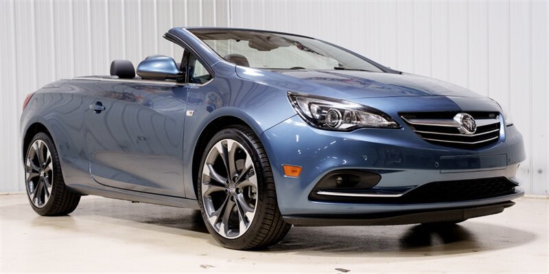 Used 2017 Buick Cascada Premium FWD image 1