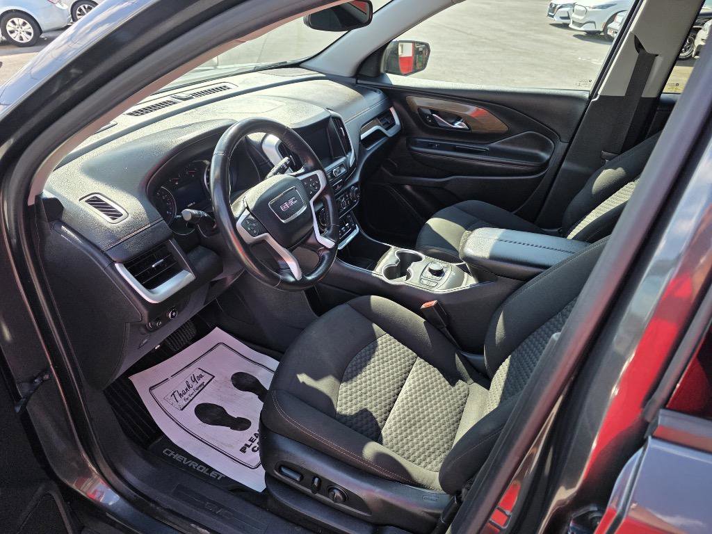 Used 2020 GMC Terrain SLE w/ Driver Convenience Package image 11