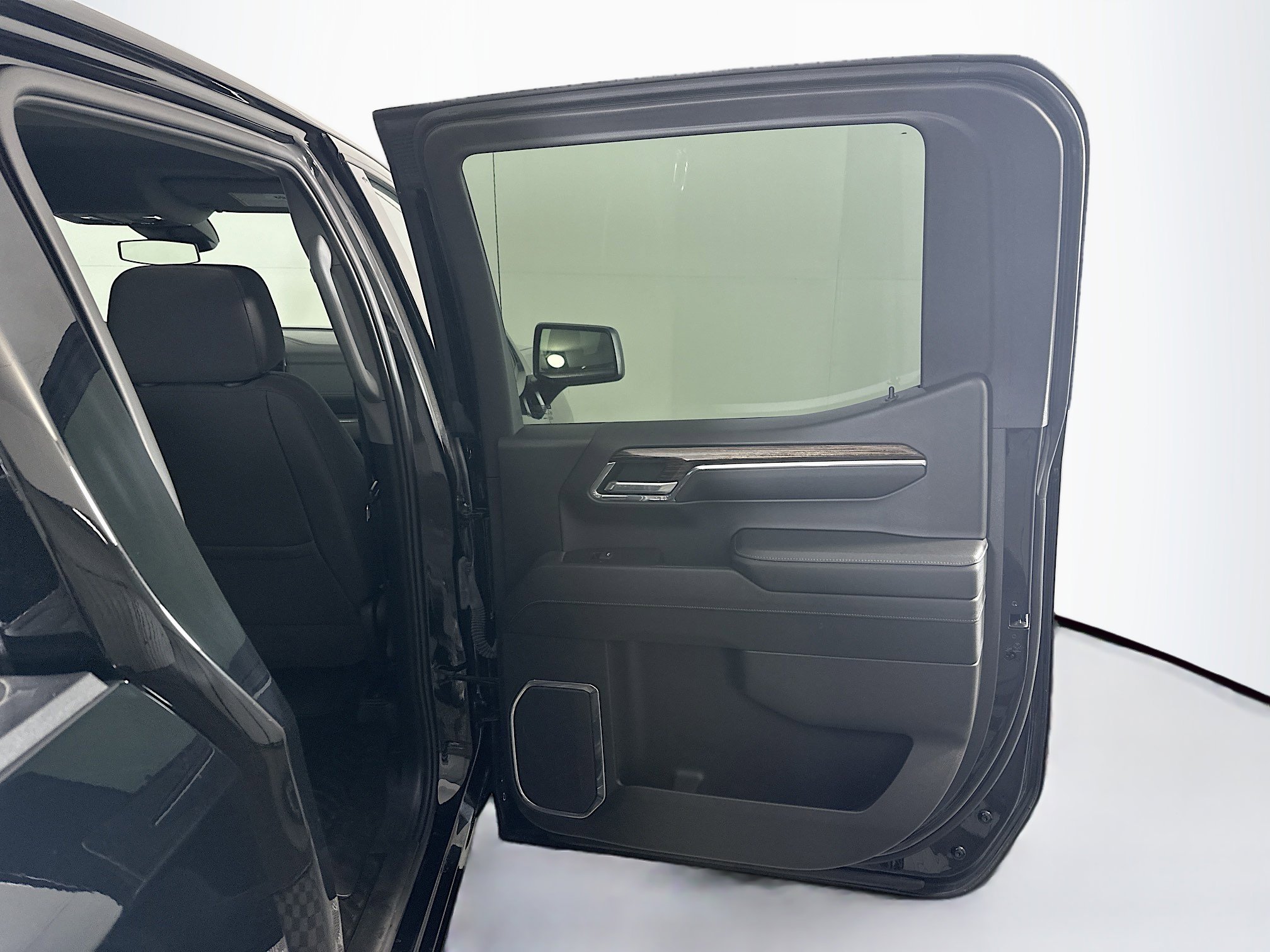 Used 2024 GMC Sierra 1500 Elevation image 30