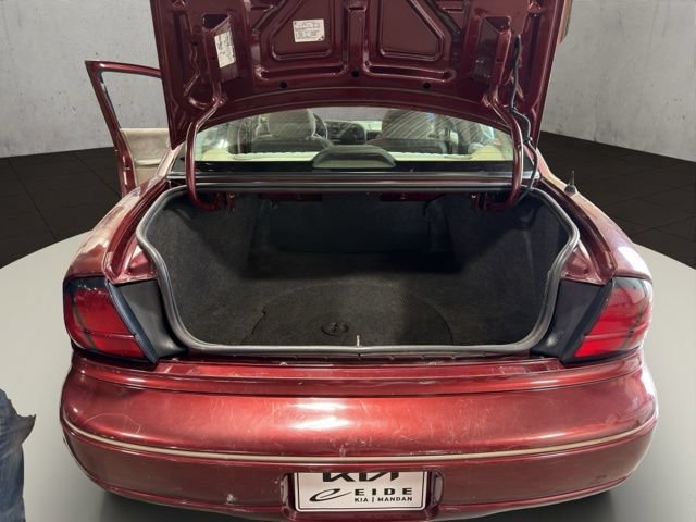 Used 2001 Chevrolet Lumina w/ Preferred Equipment Group FWD image 19