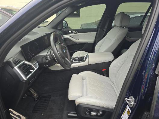 Used 2025 BMW X5 M60i w/ Climate Comfort Package AWD/4WD image 5