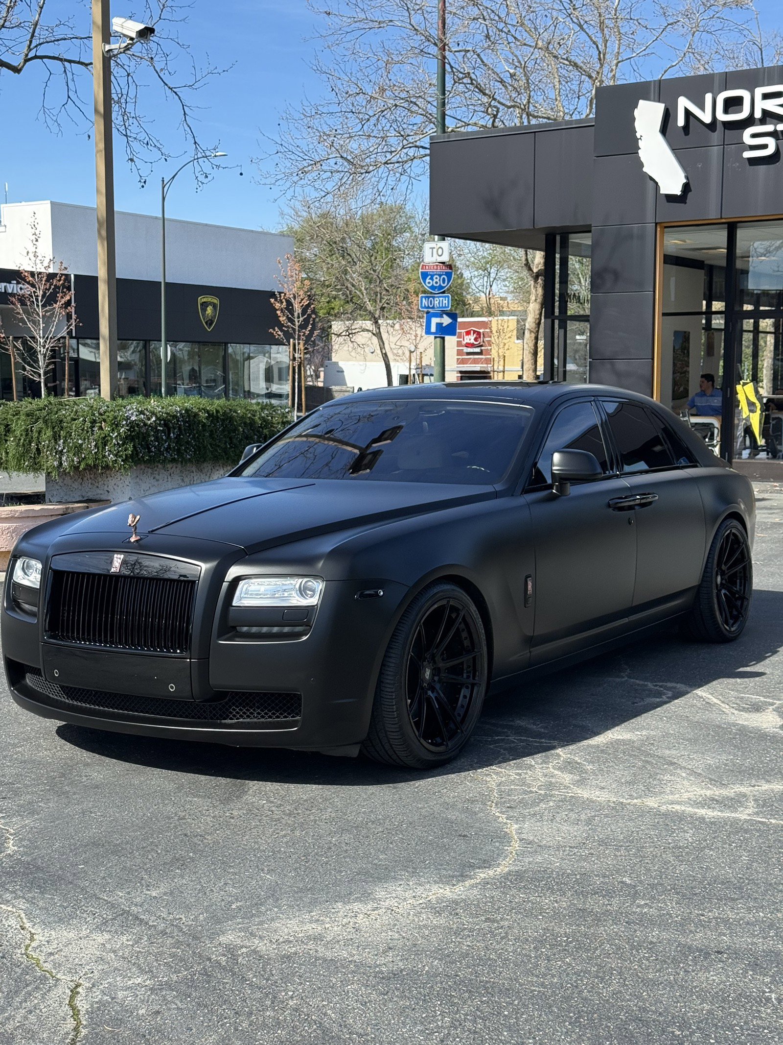Used 2012 Rolls-Royce Ghost image 3