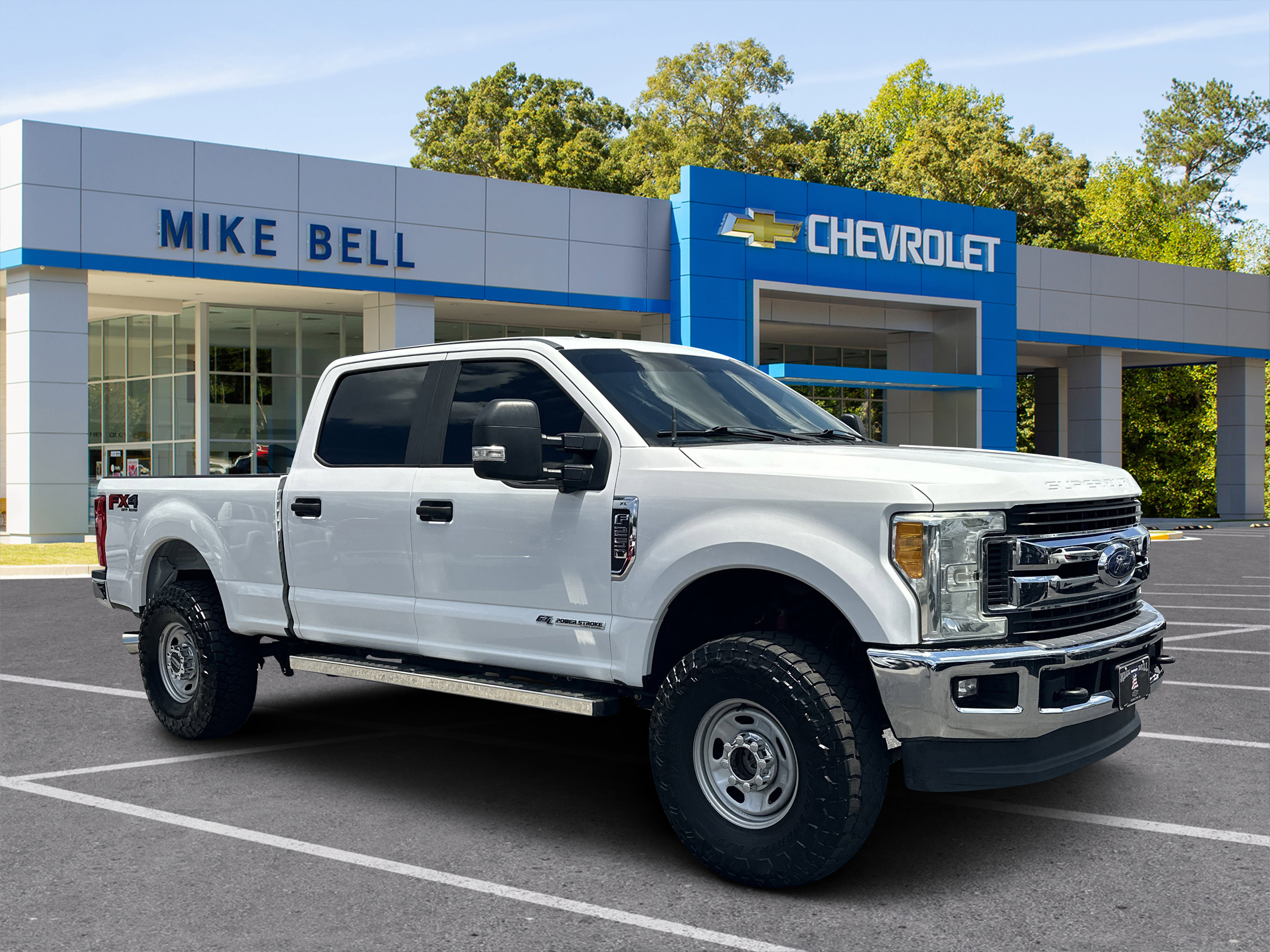 Used 2017 Ford F250 XL w/ Power Equipment Group AWD/4WD image 1